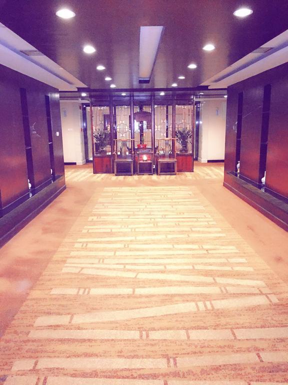 Scholars Hotel Shanghai Bagian luar foto